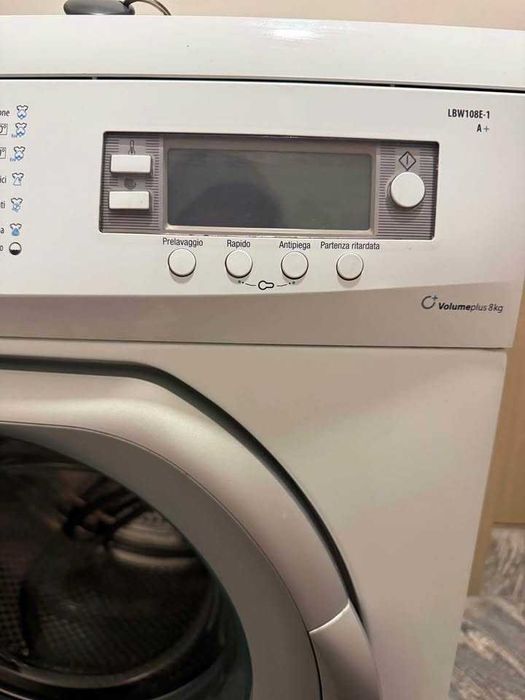 Пералня Smeg 8кг Модел LBW108E-1