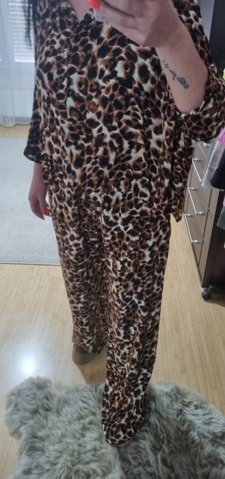 Set pantaloni+cămașă