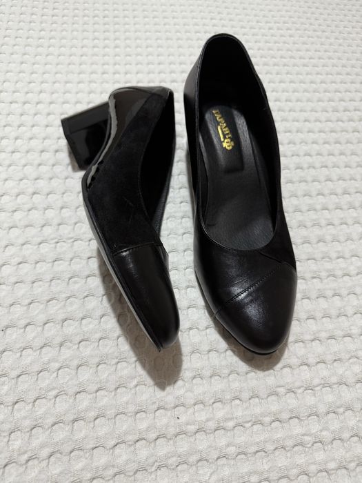 Обувки от естествена кожа