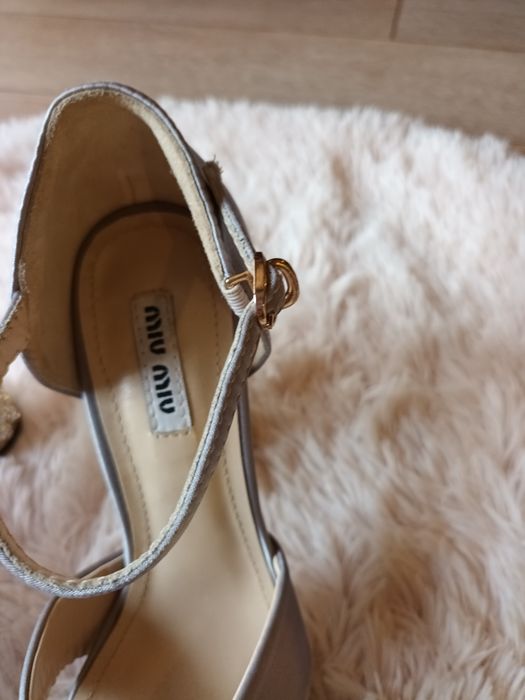 Miu Miu сандали два цвята