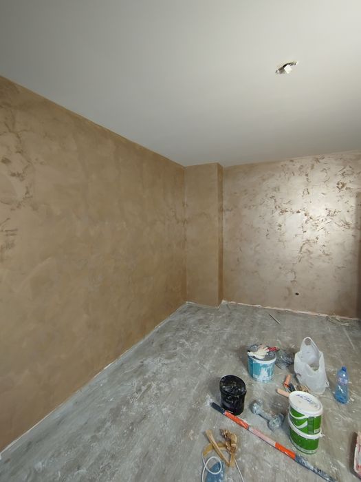 Безвъздушно  шпакловане и боядисване