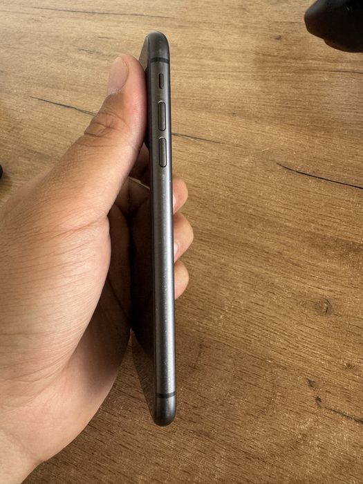 Продам Iphone 11, Айфон 11 в отличном состоянии