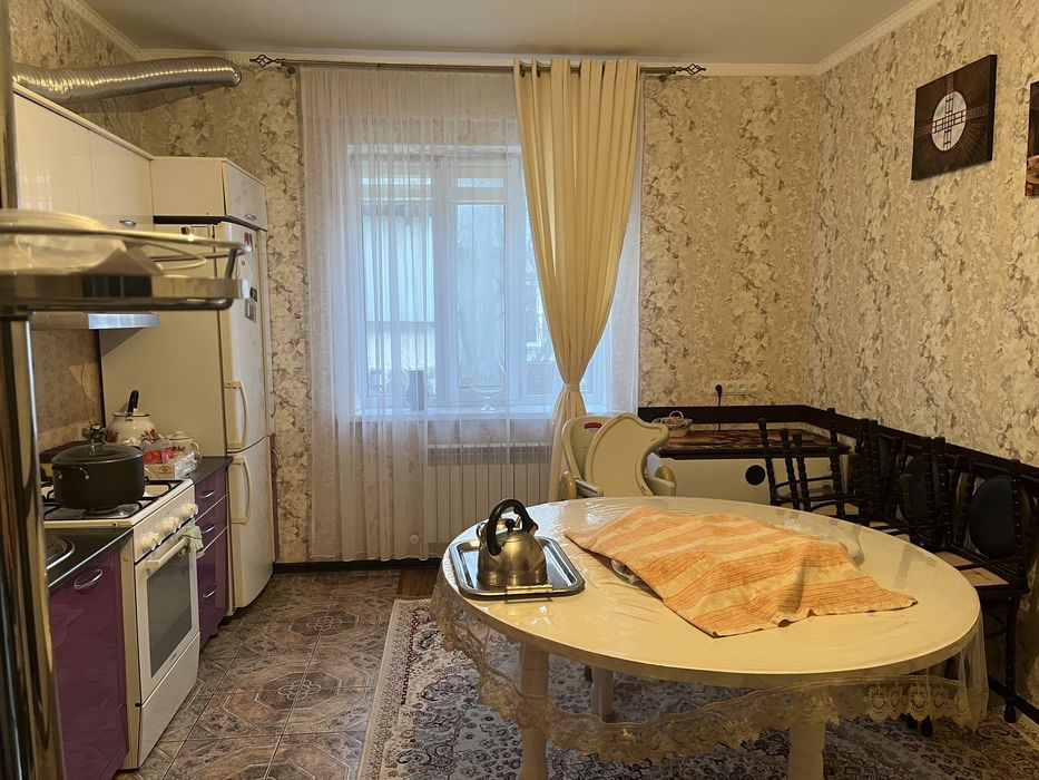 Продам большой дом