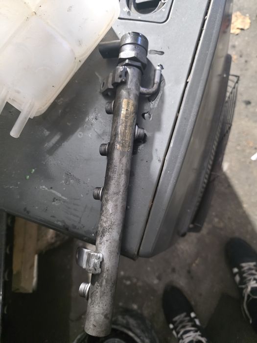 Рейл за Mercedes om 642 3.2 дизел