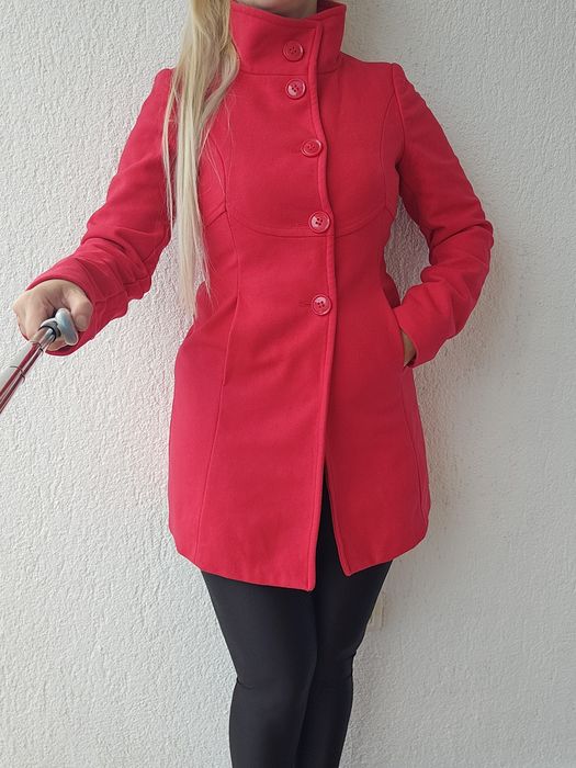 Geaca rosie dama