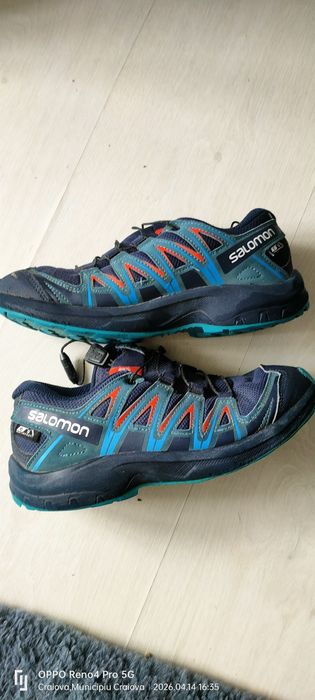 Vand adidași copii,marimi,31 32,33,34,pret40 lei negociabil