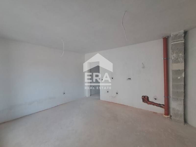 Продава се Тристаен апартамент в Варна, Владислав Варненчик - 99 кв.м за 1040 €/кв.м - Снимка #1