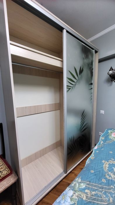 Шкаф для одежды с спальню