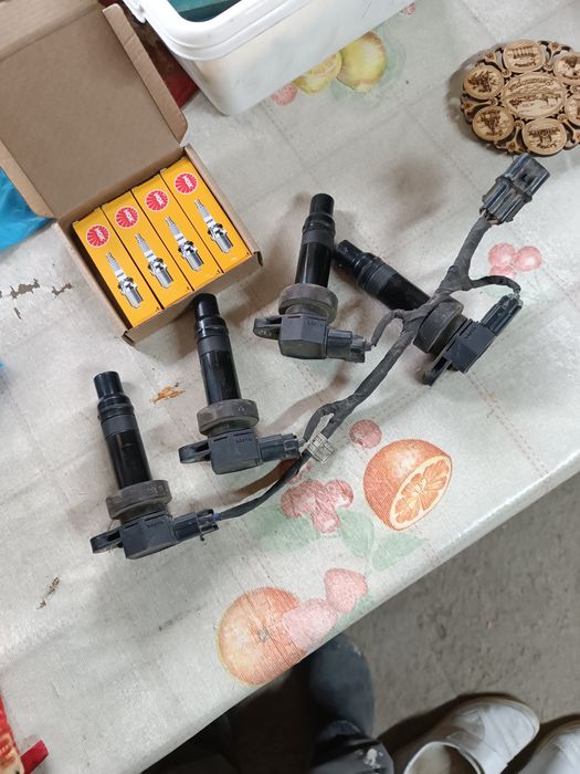 Катушка, свечи, провод.На кио