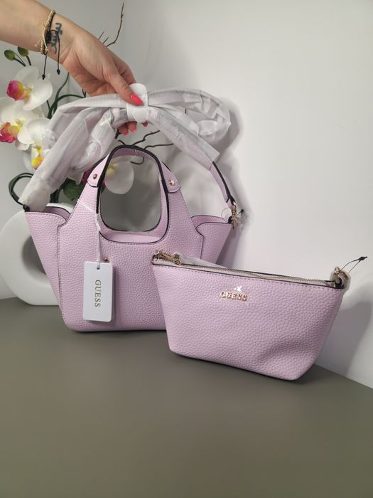 Оригинална дамска чанта GUESS - Люляково лилава