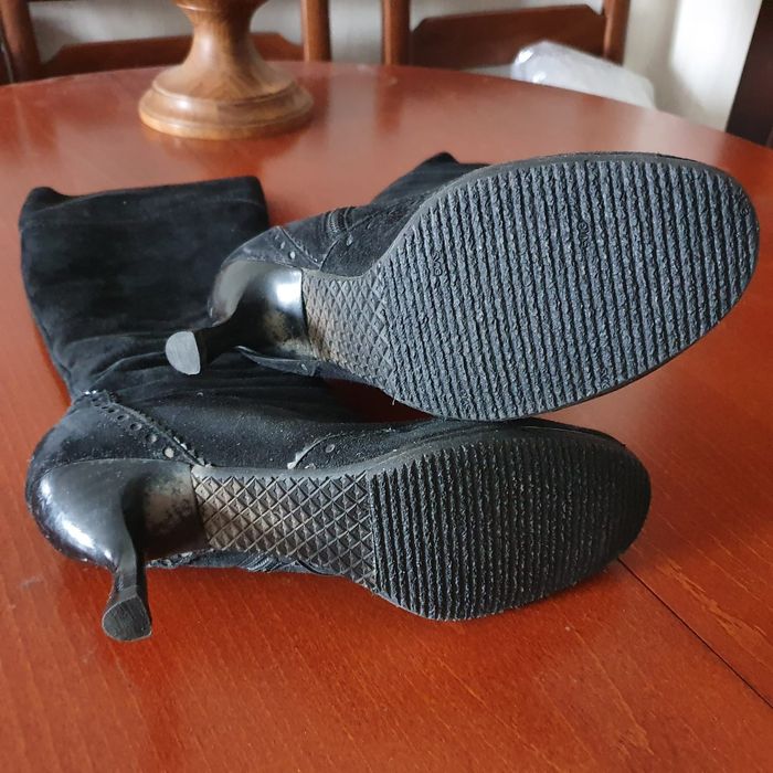 Зимние замшевые сапоги