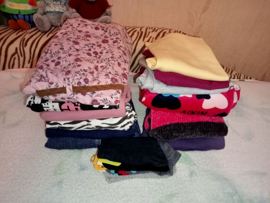Пакет одежды на девочку 4-5лет
