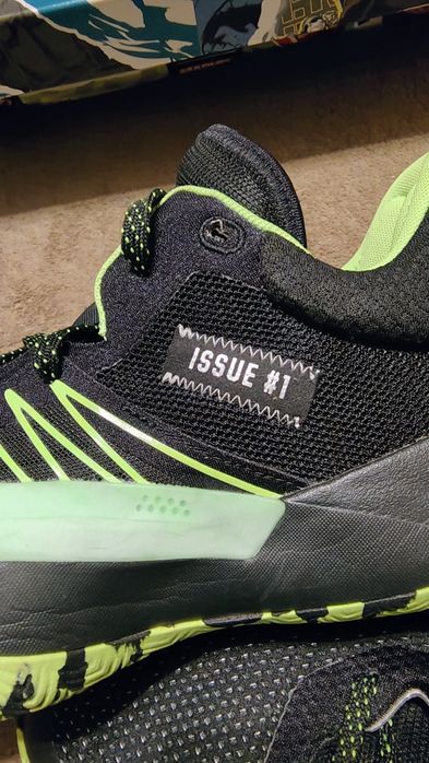 adidas D.O.N. Issue #1 Stealth Spider Man
Stealth Spider Man