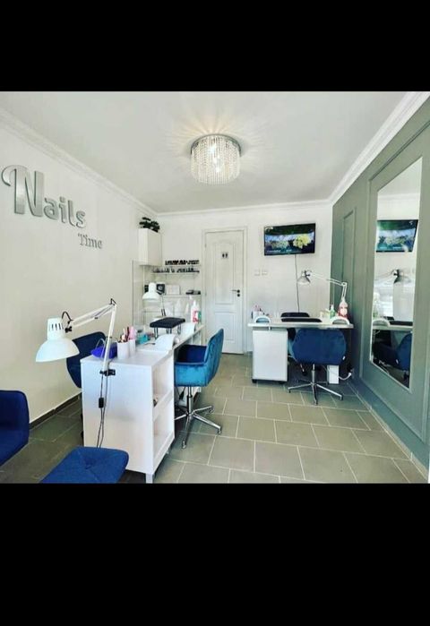 Apartament+spatiu comercial de vanzare - direct de la proprietar