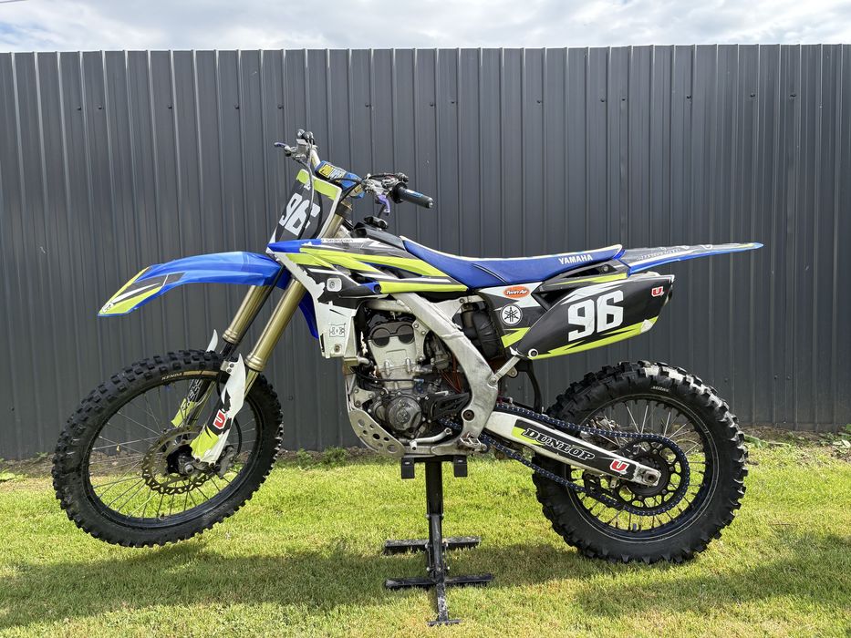 Yamaha yzf 250. 2012