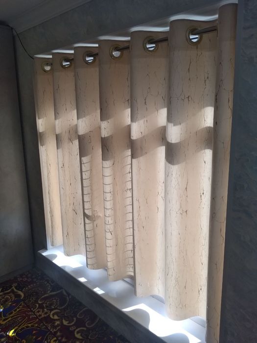 Parda tikish xizmatimizni taklif qilamiz