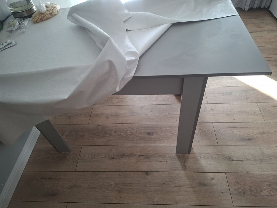 Продам кухонный стол