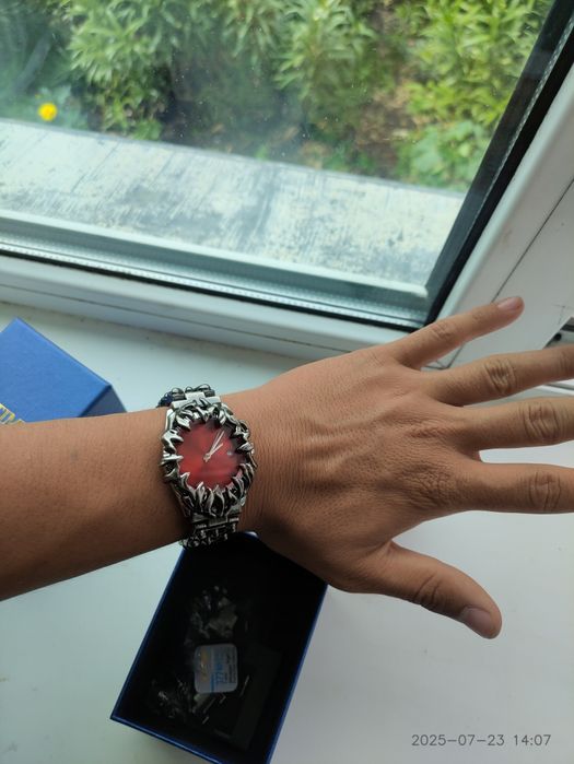 кварцевые часы Alabaster Industries