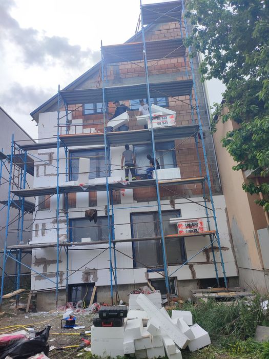 Executam acoperisuri tigla metalica si ceramica reparati si montaj