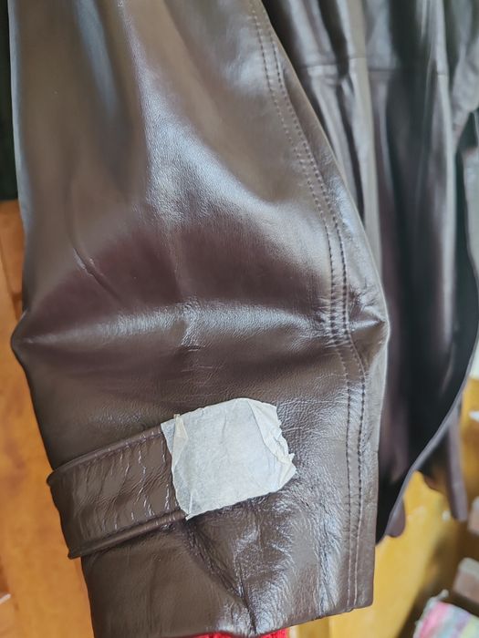 Geaca/haina/palton/trenci dama scurta din piele 3X mărime  mare  NOUA