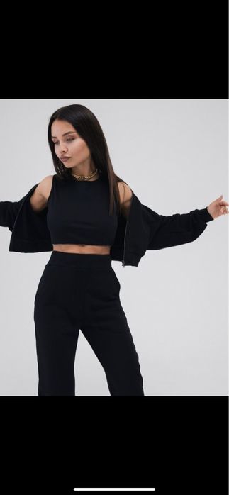 Спортивный костюм