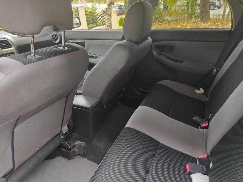 Продавам Субару Импреза 2.0i R +газ