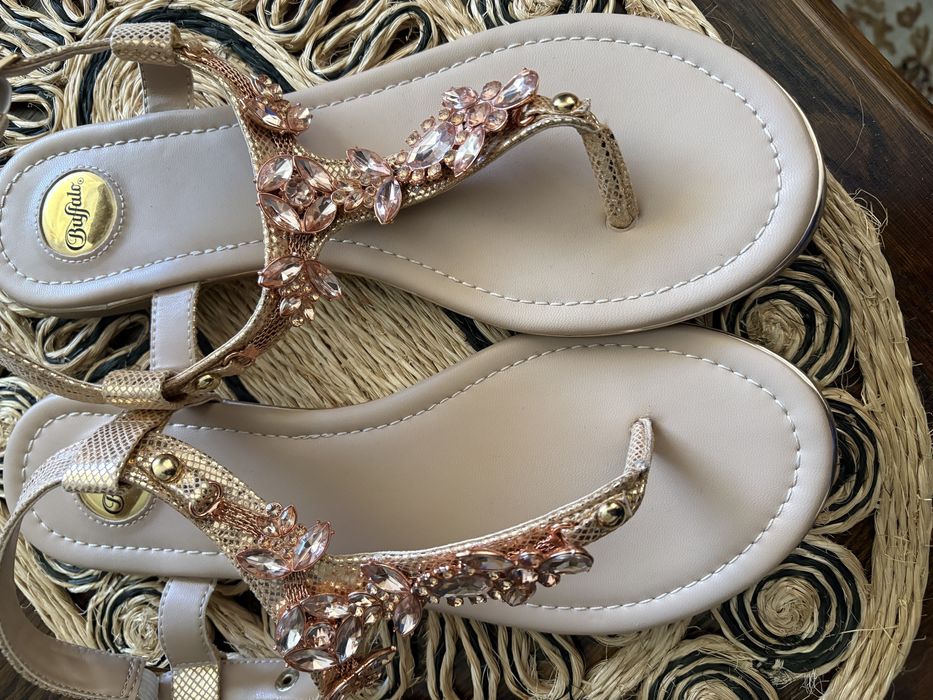 sandale bufallo 40