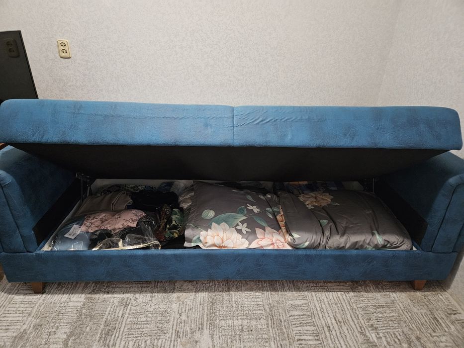 Турецкий Диван в исключительном состоянии