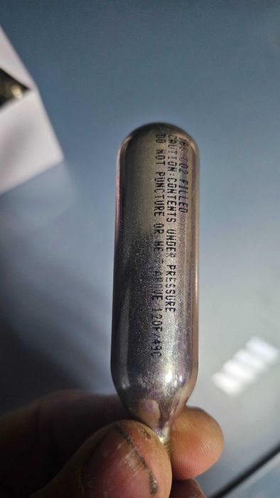 10 БР. СО2 патрони 16 гр. с резба (PG 01001) за автомат за бира