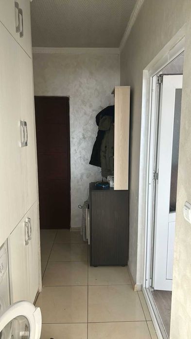 Продава се Двустаен апартамент в Разград, Център - 62 кв.м за 1563 €/кв.м - Снимка #3