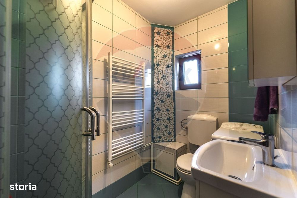 Casa de Poveste - Feldioara, str. Barsei/ 4 camere/ curte!