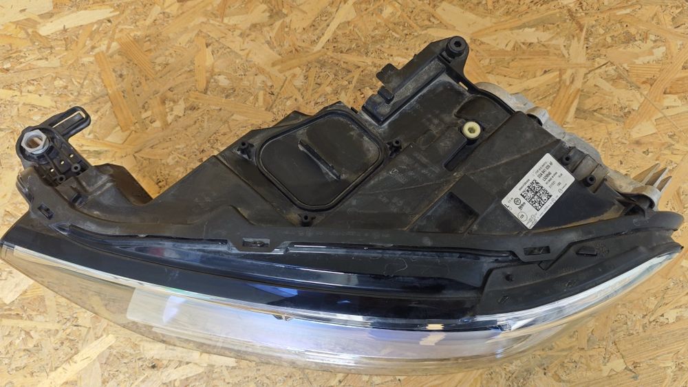 Ляв фар за Фолксваген Т рок  Volkswagen T Roc   I.Q LED  2ga a11