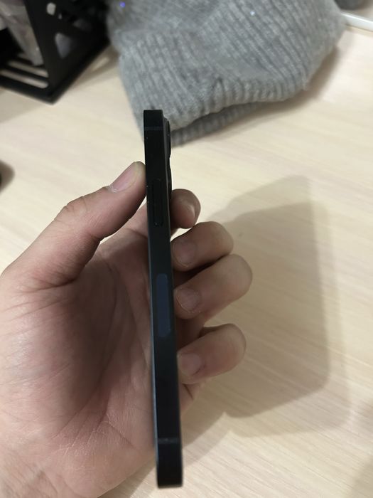 Продам Iphone 13mini 256gb