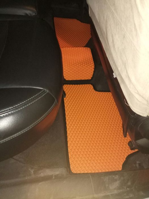 EVA коврики в машину на заказ