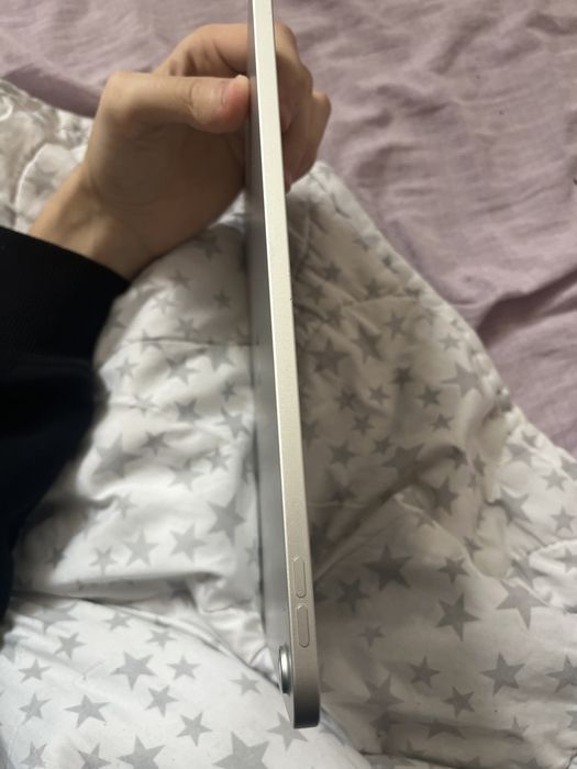 Ipad 10 состояние хорошее не идеал
