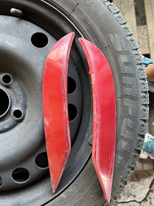 Рефлектор VW Touran 10–15