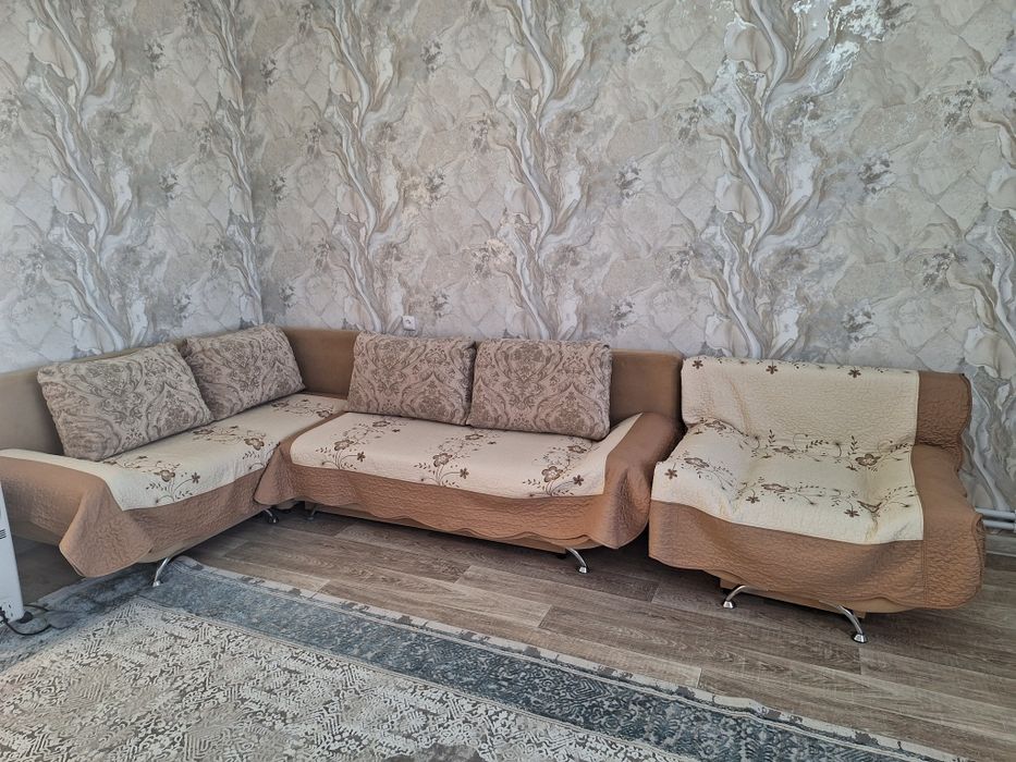 Продаётся угловой диван