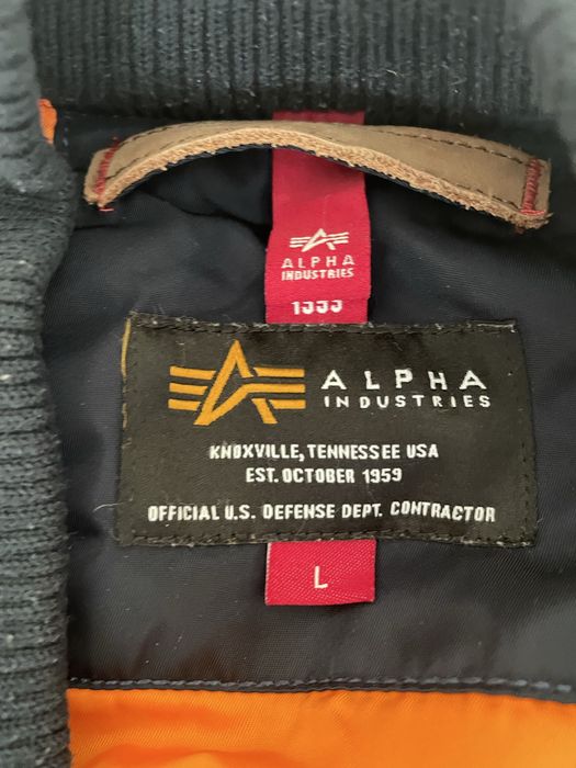 Бомбер:Alpha idustries