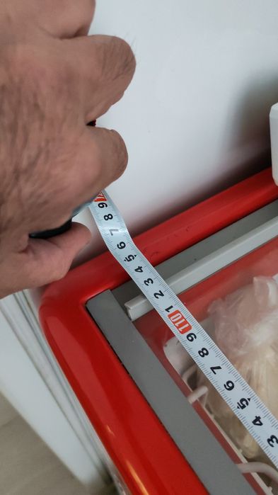 Продам Морозильник бу Снеж