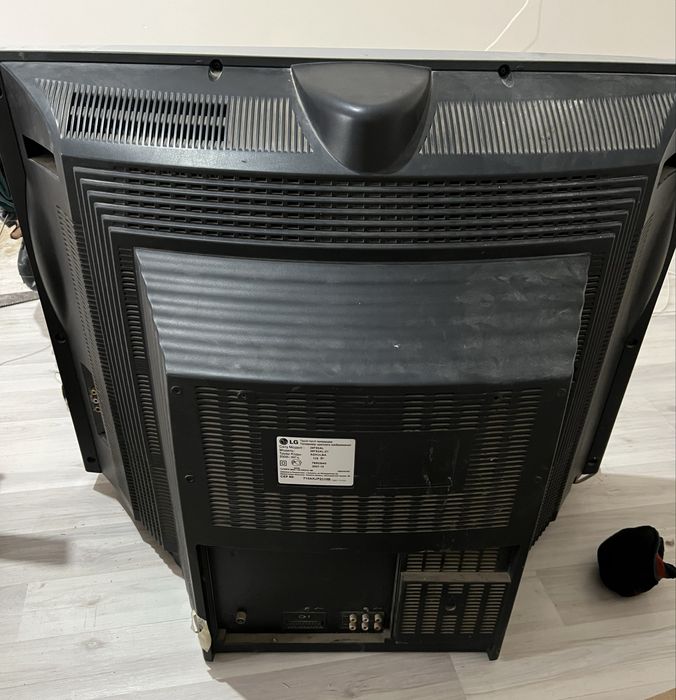 Телевизор сатылады.