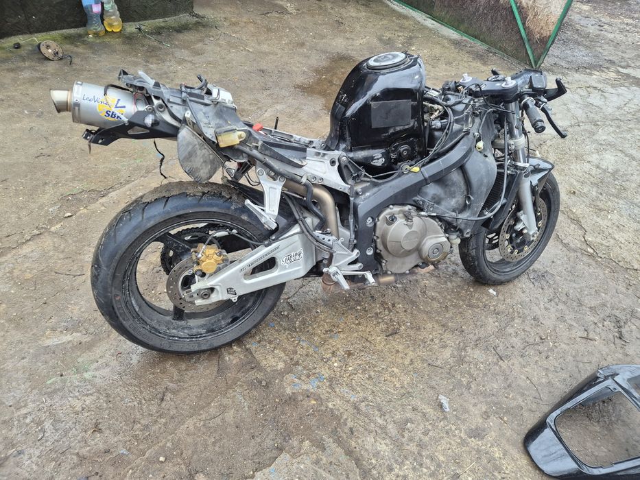 Piese honda cbr 600rr/2003/2005
