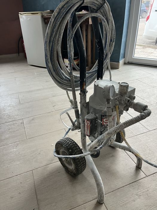 Машина за безваздушно боядисване