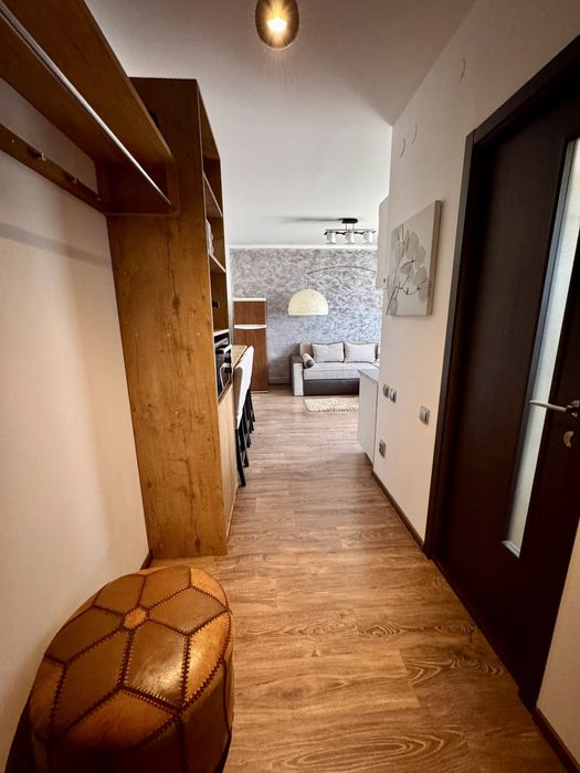 Proprietar, închiriez apartament la casă – zona Moara de Scoarță