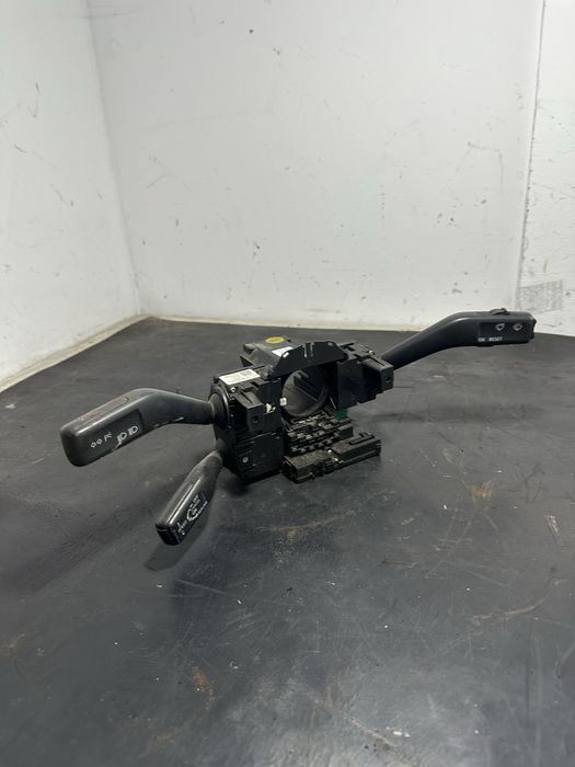 Ansamblu manete semnalizare Volkswagen Vw Passat B6 3C5953507C