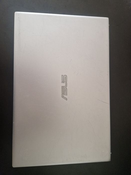 ASUS Vivobook 14 (i3 7th) 512gb, 8gb ram