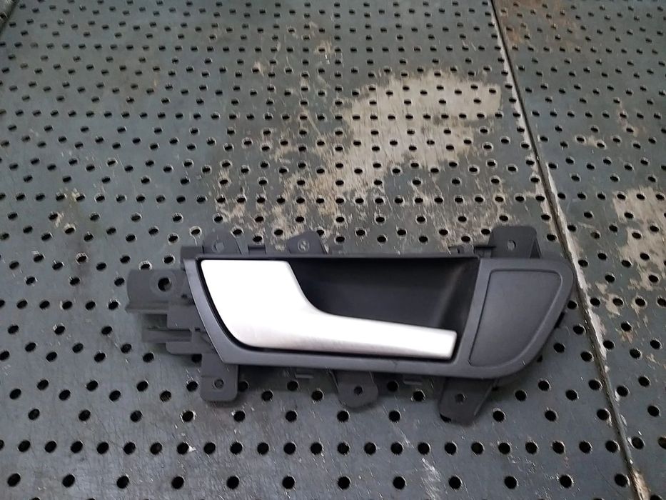 Maner interior usa stanga fata audi a4 b8 8k 8k0837019