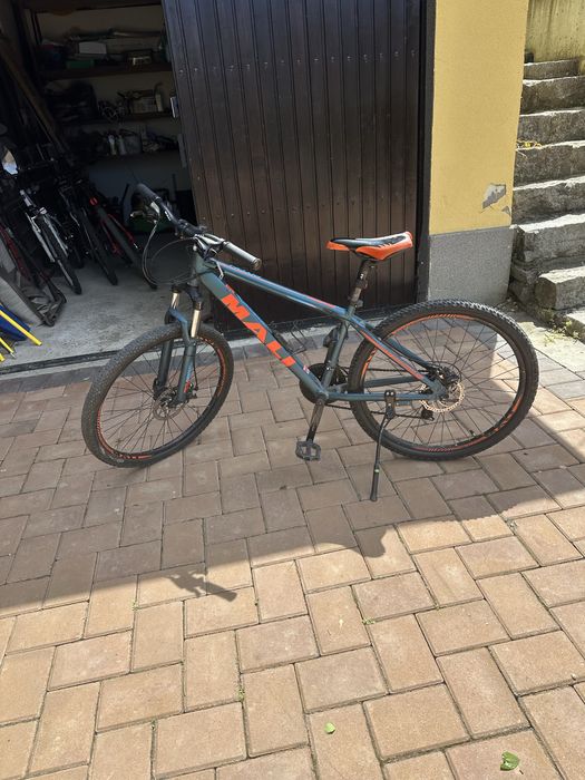 Bicicletă MTB Mali, frâne pe disc, Shimano, suspensie față