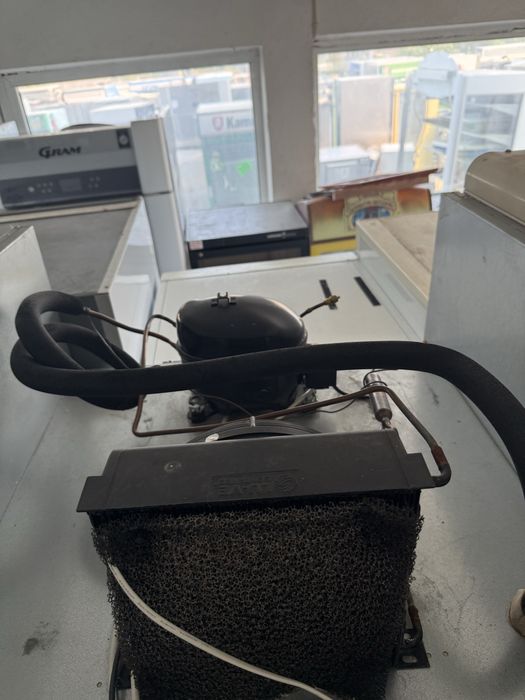 Професионален хладилник   GRAM/тава60/40/