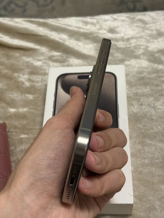 Iphone 15 Pro Titanium