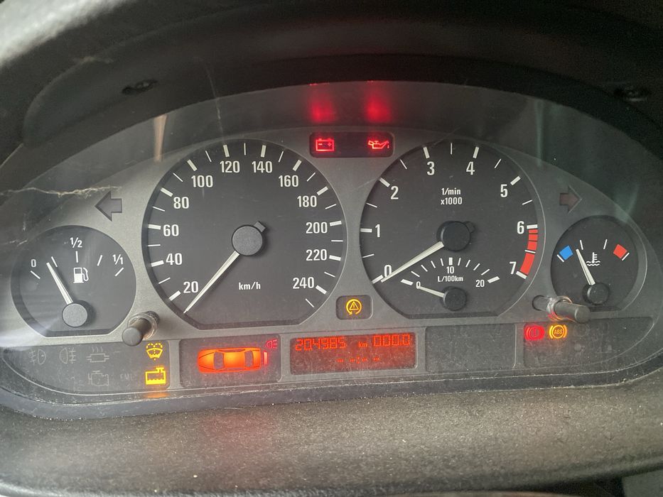 BMW E46 an 1999 1,9 L , benzina, radiat